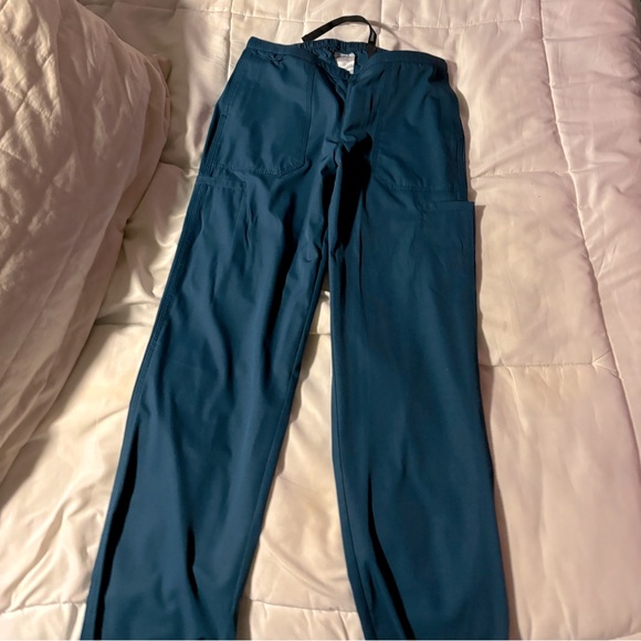Carhartt Workforce scrub set - Picture 3 of 3